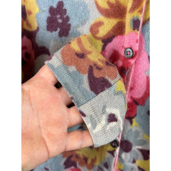 Boden Wool/Angora Floral Long Sleeve Knit Button Up Cardigan Sweater Size 10 - Picture 3 of 5